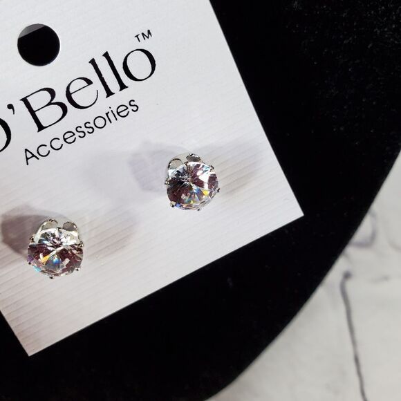 💜NWT D'Bello Faux Diamond Post Earrings - Picture 4 of 10